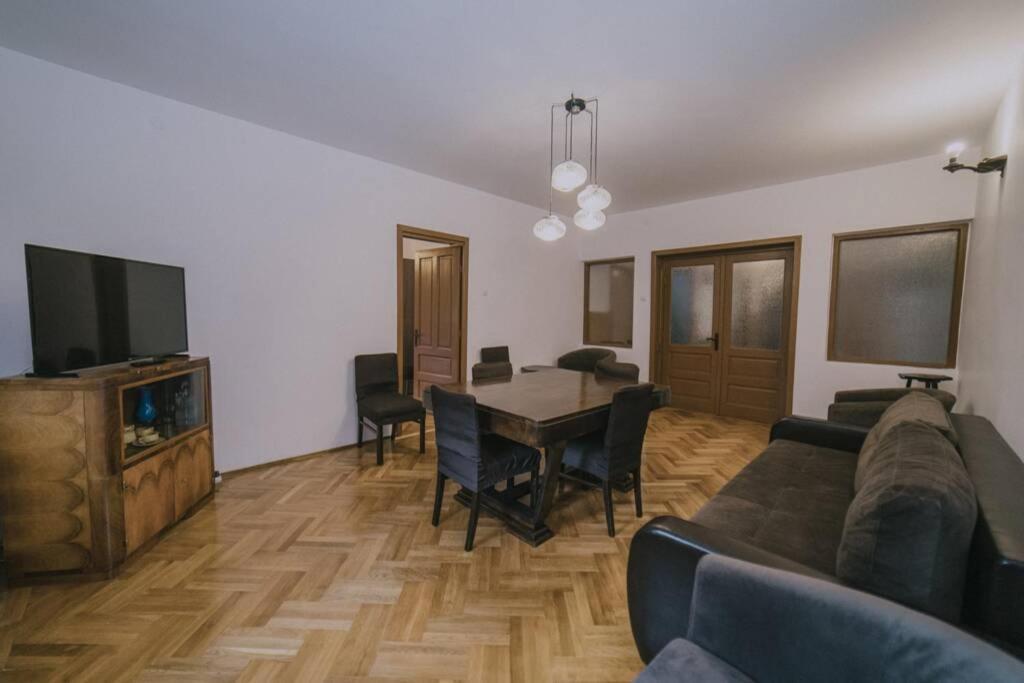 Predoi'S Place Σινάια Εξωτερικό φωτογραφία